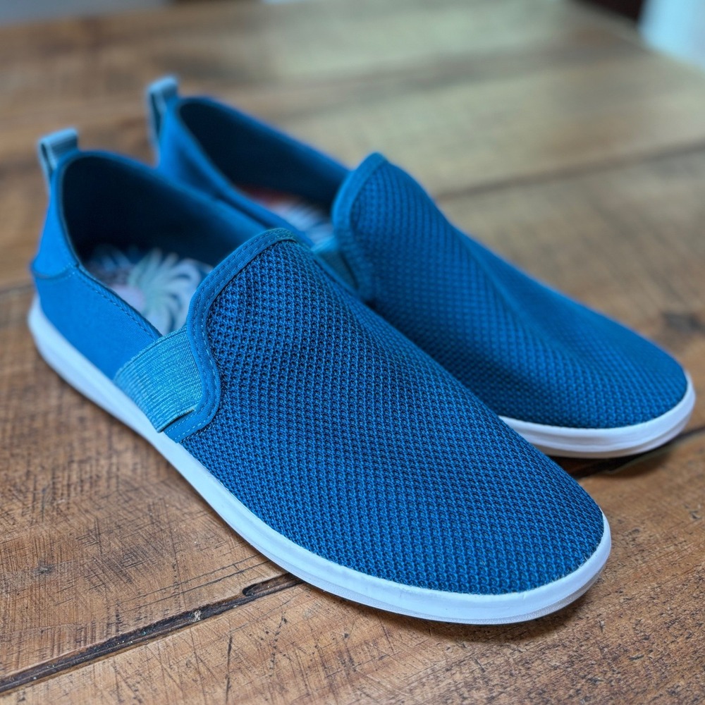 OluKai Womens Hale'iwa Teal Blue Slip-On Sneakers Mesh Fabric Size 9